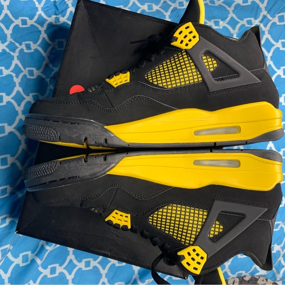Nike Air Jordan 4 Men’s size 10 Thunder retro OG 2012 yellow rare vintage black - Picture 9 of 13